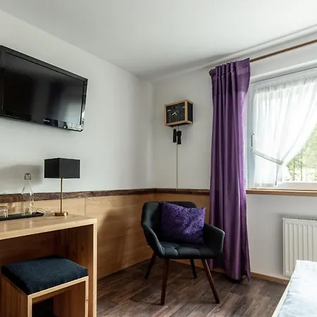 Pensión Hoehengasthaus Kolmenhof An Der Donauquelle 3*