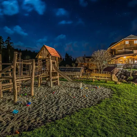 Hoehengasthaus Kolmenhof An Der Donauquelle Pensión Furtwangen