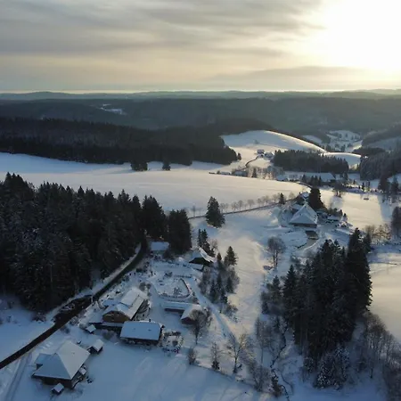 Hoehengasthaus Kolmenhof An Der Donauquelle 招待所 富特旺根
