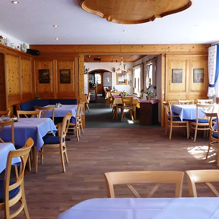 Hoehengasthaus Kolmenhof An Der Donauquelle Casa de hóspedes