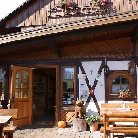 Hoehengasthaus Kolmenhof An Der Donauquelle 3*